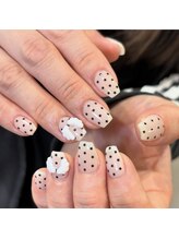 ウェイビーズ ネイル(wavy's.nail)/星ドットネイル