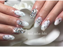 ホワイトネイル