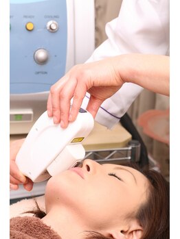 エステサロン JJシャンハイ/光フェイシャル・シミケア