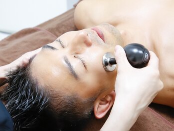 メロウゴールド(Mellow Gold)/メリハリ小顔男子製作所☆