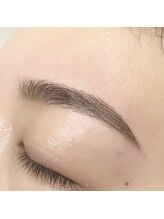 垢抜けの近道は眉毛から☆骨格や雰囲気を活かしたアイブロウワックス脱毛でお顔の印象を変える◎#眉毛#眉