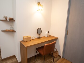 スー(suu.)/施術後のお直しはコチラで