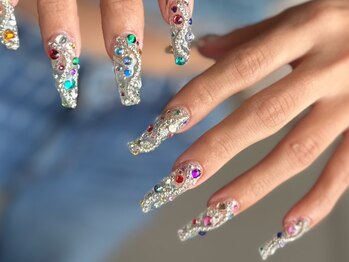 わがままキャット/宝石ネイル