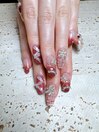 勿論赤ネイル