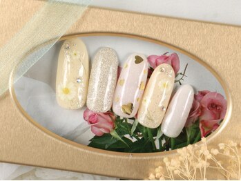 フィリーバイルルズ 神戸三宮店(Firii by Lulus)の写真/しっかりケアで映える指先へ♪【ご新規様限定】オフ無料ワンカラー・グラデ¥3950☆2本アート+¥880