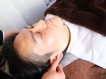 みみもふ 平塚店の写真/珍しい「耳かきリフレ」メニュー!ヘッドスパ×耳かきリフレの組み合わせでスッキリ★施術後の爽快感◎