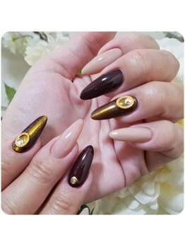 ネイルサロンシャネイル/キャッツアイネイル