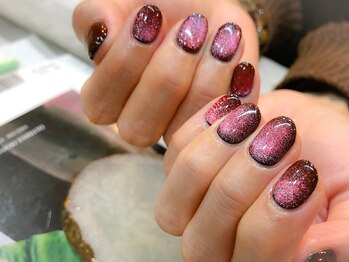 グランディール(Grandir)/黒ベース×赤マグネット