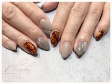 ヴィノバ(VINOVA)/グレー×べっ甲！