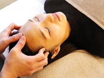 ユウサク(Yusaku)/【ドライヘッドスパ/本町/梅田】