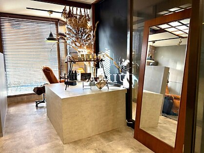 ラミュウ 国立(LA.MIU)の写真