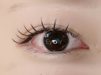 salon Eyettyの写真/【まつエク得意サロン】モチの良さに自信★ナチュラル派には次世代まつ毛パーマも大人気♪