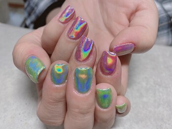 ラドール(La Dhole)/ホログラフィックネイル