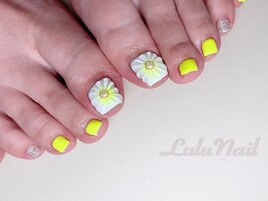 フラワーネイル