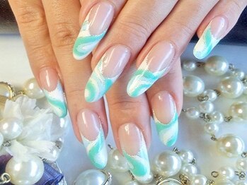 デアフローラ(deaflora)/自爪をここまで伸ばしました