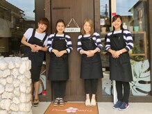 プルメリアネイルズの雰囲気（スタッフ一同皆さんのご来店をお待ちしております☆）