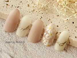 300種類から選べる定額デザイン
