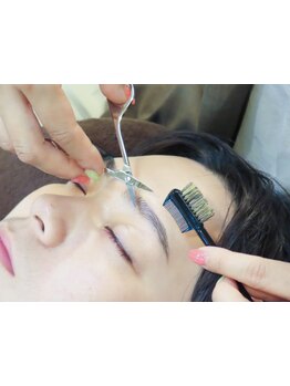 アイブロウメニューがあるサロン