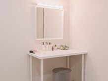 グラニット(Granit.)/《パウダールーム》