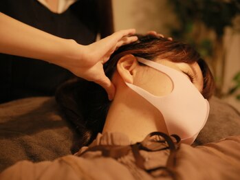 もむスパ 新宿店(Momu Spa)の写真/極上の眠りに☆眼精疲労や不眠の改善/ストレス緩和に効果◎≪極上ドライヘッドスパ（頭ほぐし）45分¥5500≫