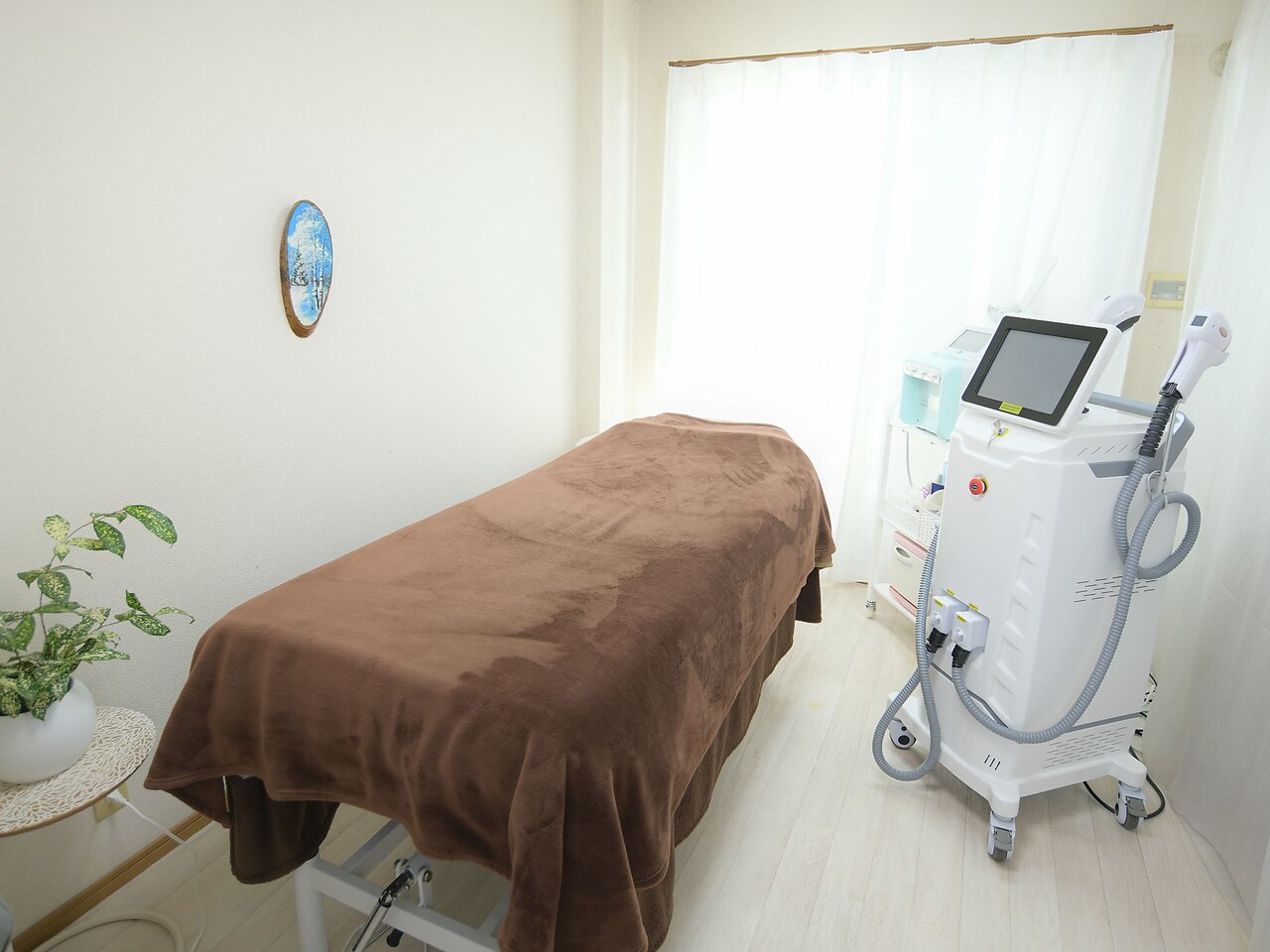 モエザ(MoeZ)｜ホットペッパービューティー