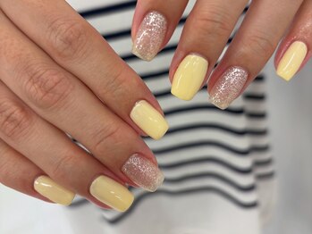 アグ(agu)/バターイエローカラー♪