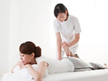 リフレッシュ 札幌ル・トロワ店の写真/慢性的な疲れやお身体の悩みに♪プロスポーツトレーナー直伝のスゴ腕施術者が対応!症状に合わせてご提案☆