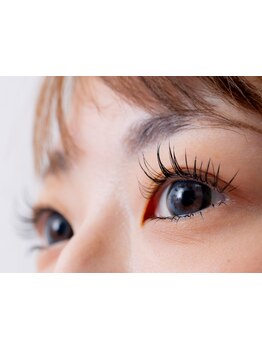 ボリュームのある目元にしたい