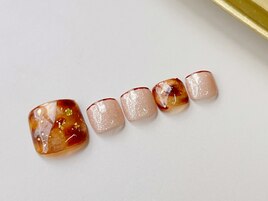 フットネイル　ニュアンス