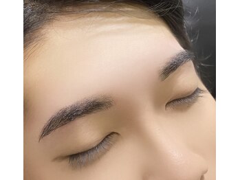 ロアブロウ 高知(LOA-brow)/メンズの方も！