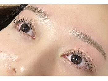 ルリアン 稲荷口/目元から上品に