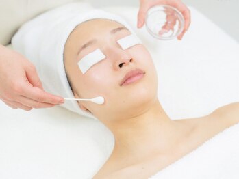 エクボ(EcBeau)の写真/【川崎希少！渡韓なしの肌管理人気No.1/水光ピーリング♪】内側から発光するような透明感のある水光肌に☆