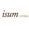 イスム マツエク(isum)ロゴ