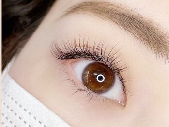 ジャドール ネイルアンドアイラッシュ(J'ADORE)の写真/【初めての方にもおすすめ☆】マツエクで好きなデザインを楽しむ☆オフ込みフラットラッシュ120本¥5300!!