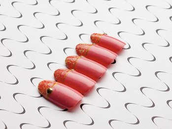 アデリー(ADELIAE)/