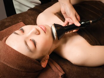 サロン ド ルシェル/【キャビテーション】小顔