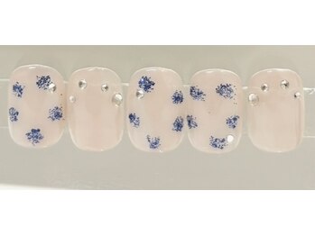 シンプルフラワーネイル