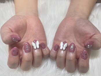 ３Dパーツネイル　￥8,000