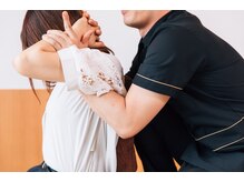 くまのみ整骨院 イオンモール上尾院/骨盤矯正/肩甲骨/猫背矯正