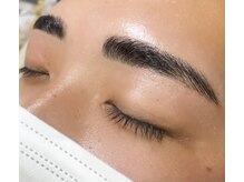 ラリス(Ralis)/ハリウッドブロウリフト