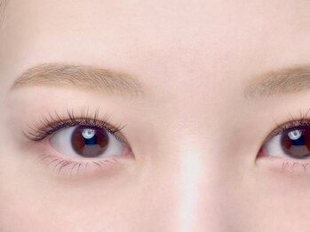 ビューティジーン プロフェッショナル 天神店(BEAUTY GENE professional)の写真/【当日予約も承ります◎】眉毛＆まつげ専門店