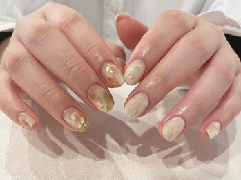 アイネイルズ 梅田店(I nails)/アシメベージュニュアンス