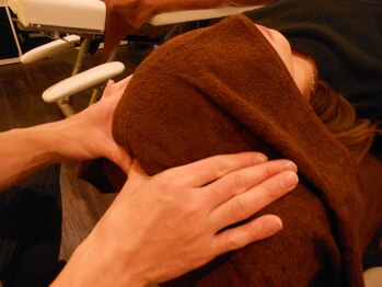 ツルミ(Tsurumi)/頭蓋骨マニピュレーション