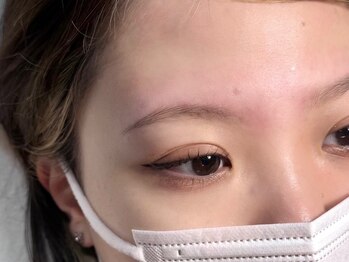 ひとりdeあいさろん【1月中 NEW OPEN(予定)】の写真/プロの似合わせ技術を。お忙しい女性の味方!セットメニューでまつげと眉毛を同時に♪理想の垢抜け顔へ◎