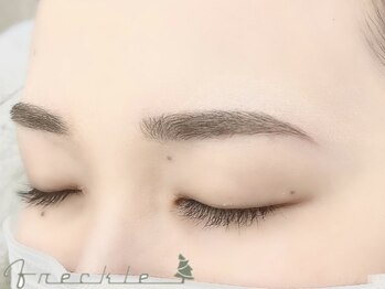 フレックル(freckle)/柔らか美眉ストレート