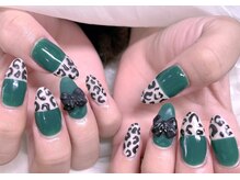 エムズ ネイルサロン(M2)/マットハーフヒョウ柄
