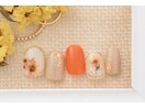 5600円　ひまわりネイル