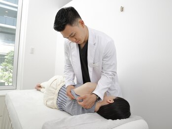 ヒラメント 桜新町(Hilament)の写真/痛みの原因は骨の歪み…その原因をしっかり見極め、首・肩の痛みを根本改善していきます。