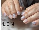 涼しげなシアーブルーネイル