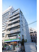 マーブルスタイル 横浜西口店(MARBLE STYLE)/こちらのマンションの6階です♪